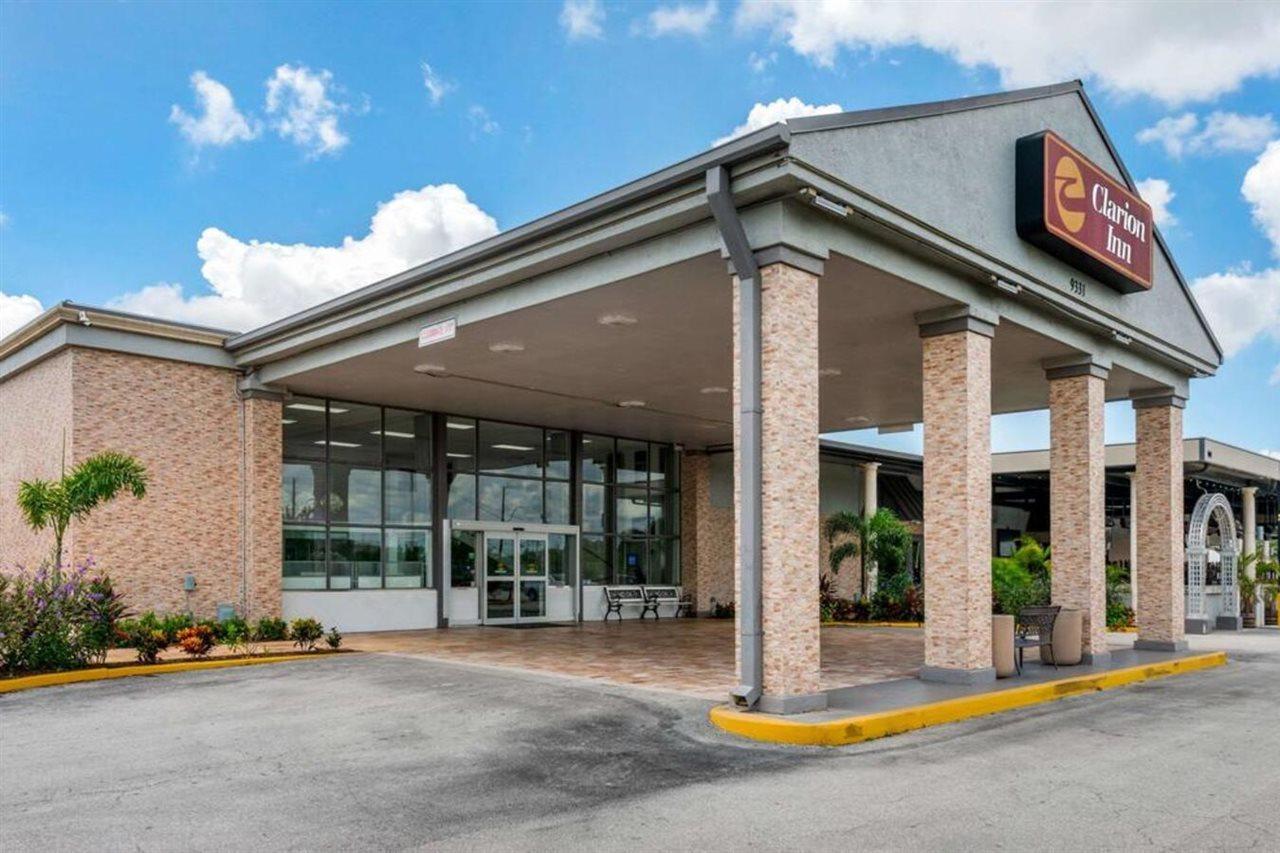 Quality Inn And Conference Center Tampa-Brandon Dış mekan fotoğraf